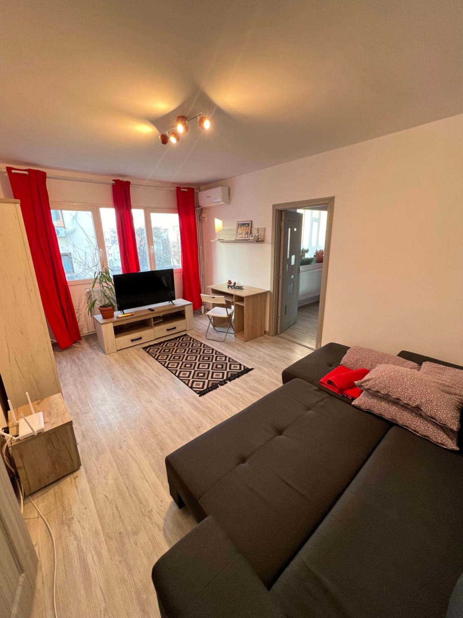3 Rooms Apartment Airy & Bright Palas Style Iasi Buitenkant foto